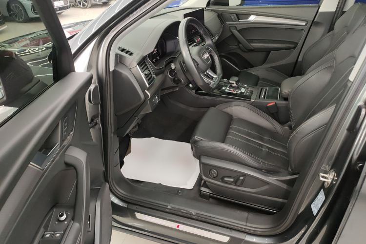 Used Audi Q5L 2021 40 TFSI Luxury Dynamic Edition Driver Seat
