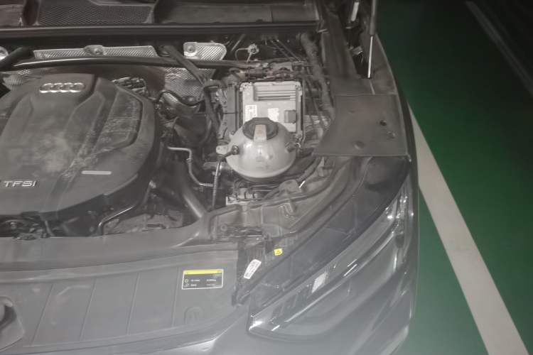 Used Audi Q5L 2021 40 TFSI Luxury Dynamic Edition Engine Bay Left