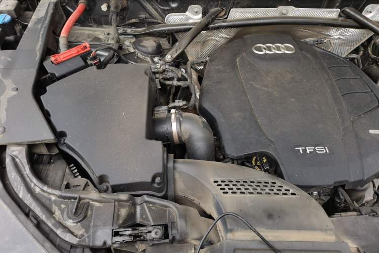 Used Audi Q5L 2021 40 TFSI Luxury Dynamic Edition Engine Bay Right