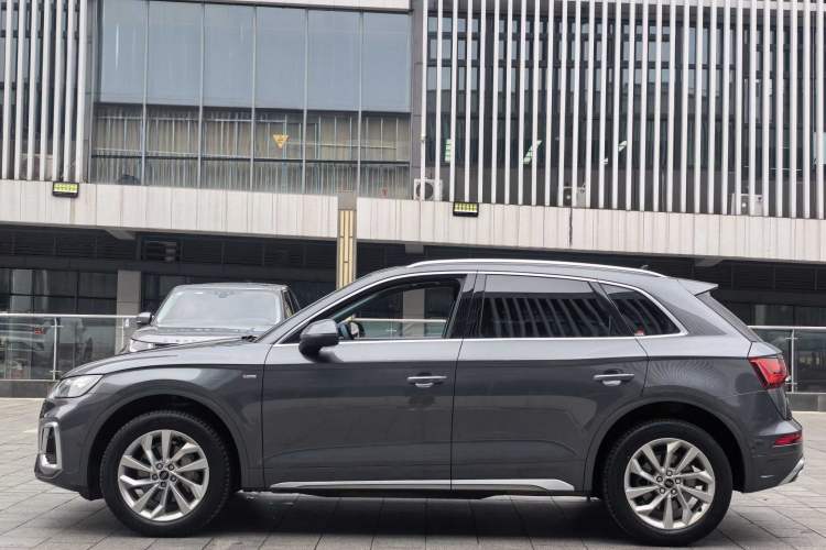 Used Audi Q5L 2021 40 TFSI Luxury Dynamic Edition Exterior 3