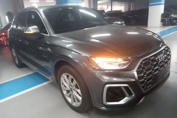 Used Audi Q5L 2021 40 TFSI Luxury Dynamic Edition Front Right 45 Deg