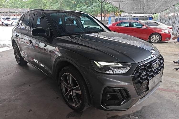 Used Audi Q5L 2021 40 TFSI Enjoy Life Edition Front Right 45 Deg