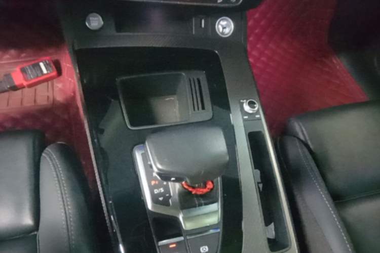 Used Audi Q5L 2021 40 TFSI Luxury Dynamic Edition Gear Lever