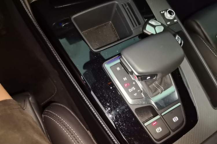 Used Audi Q5L 2021 40 TFSI Luxury Dynamic Edition Gear Lever