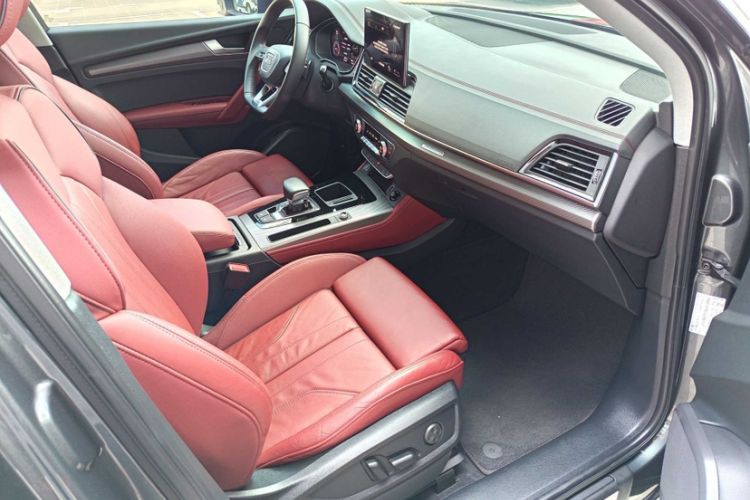Used Audi Q5L 2021 40 TFSI Enjoy Life Edition Interior 12