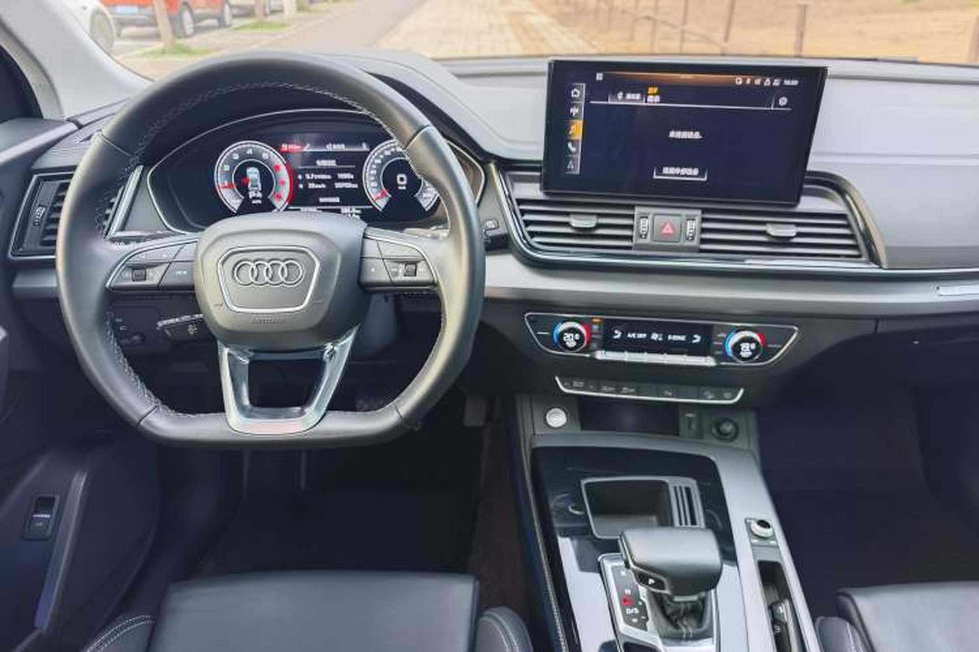Used Audi Q5L 2021 40 TFSI Fashion Dynamic Model Interior 2