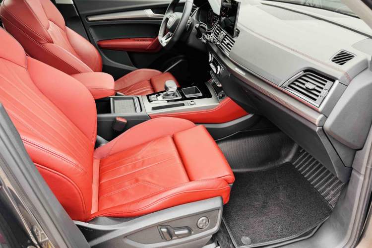 Used Audi Q5L 2021 40 TFSI Enjoy Life Edition Interior 3