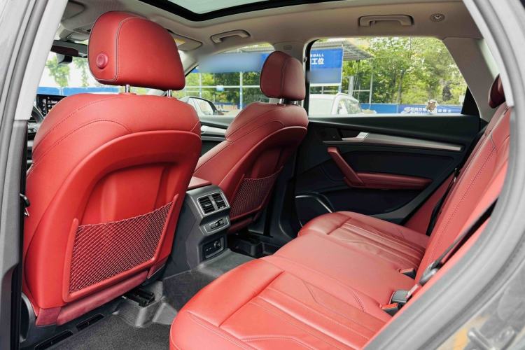 Used Audi Q5L 2021 40 TFSI Enjoy Life Edition Interior 4