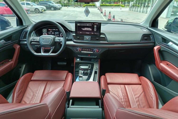 Used Audi Q5L 2021 40 TFSI Enjoy Life Edition Interior 9