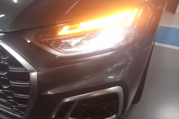 Used Audi Q5L 2021 40 TFSI Luxury Dynamic Edition Left Front Headlight