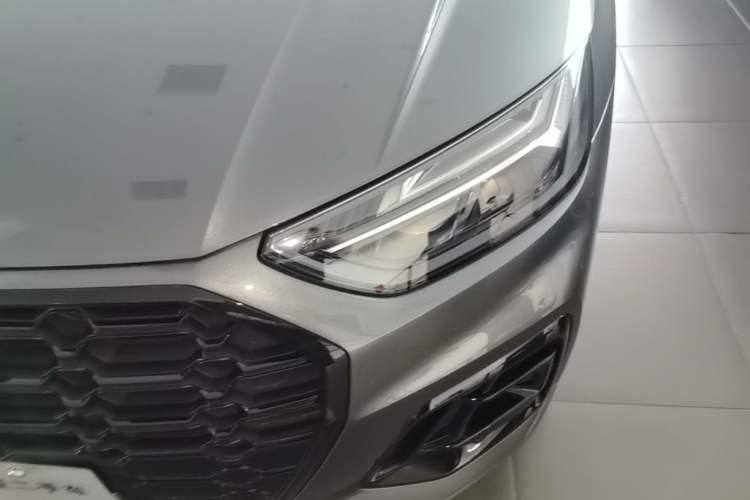 Used Audi Q5L 2021 40 TFSI Luxury Dynamic Edition Left Front Headlight