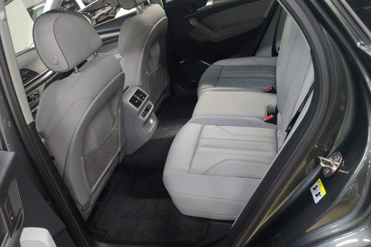 Used Audi Q5L 2021 40 TFSI Fashion Dynamic Model Left Rear Seat