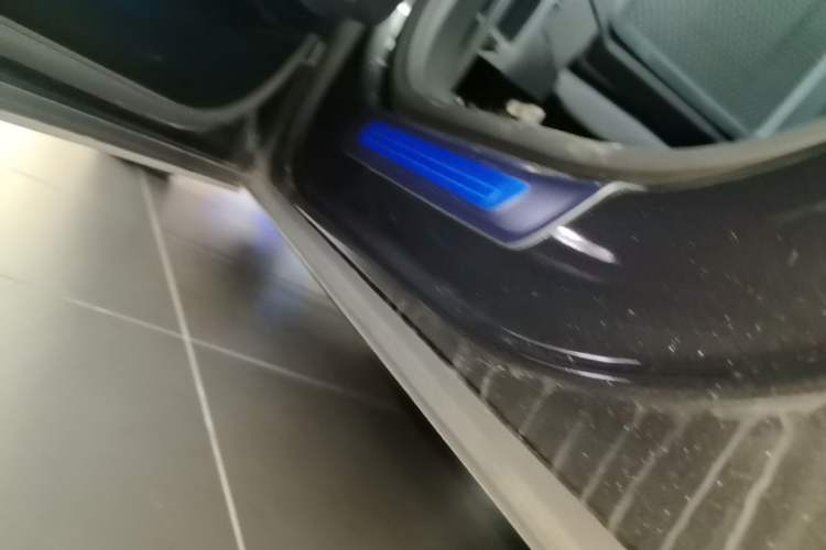 Used Audi Q5L 2021 40 TFSI Luxury Dynamic Edition Left Side Sill