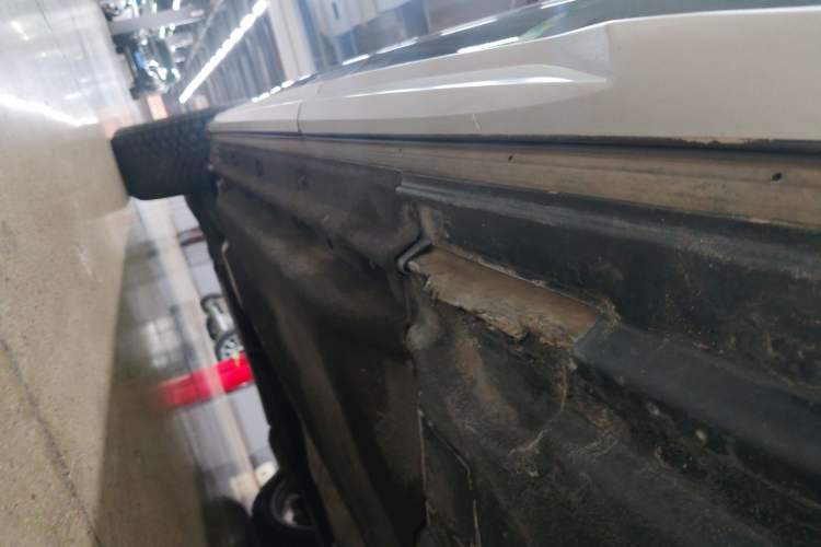 Used Audi Q5L 2021 40 TFSI Fashion Dynamic Model Left Side Sill