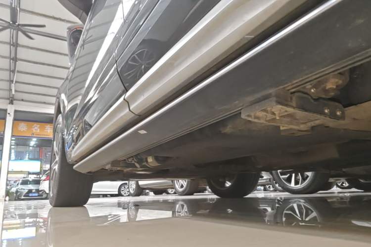 Used Audi Q5L 2021 45 TFSI Luxury Dynamic Edition Left Side Sill