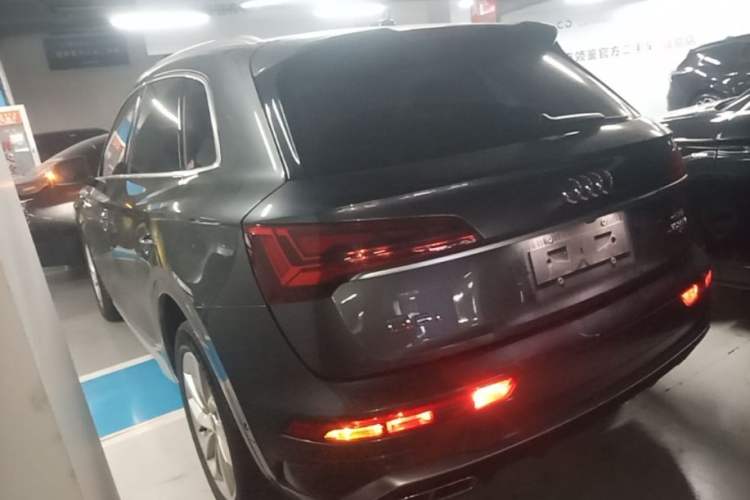 Used Audi Q5L 2021 40 TFSI Luxury Dynamic Edition Rear Left 45 Deg