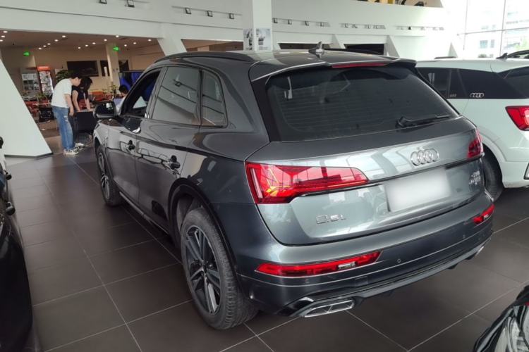 Used Audi Q5L 2021 40 TFSI Luxury Dynamic Edition Rear Left 45 Deg