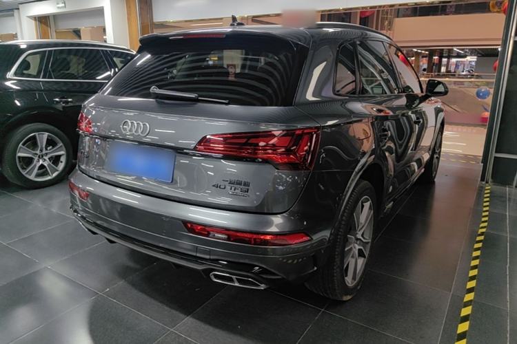Used Audi Q5L 2021 40 TFSI Enjoy Life Edition Rear Right 45 Deg