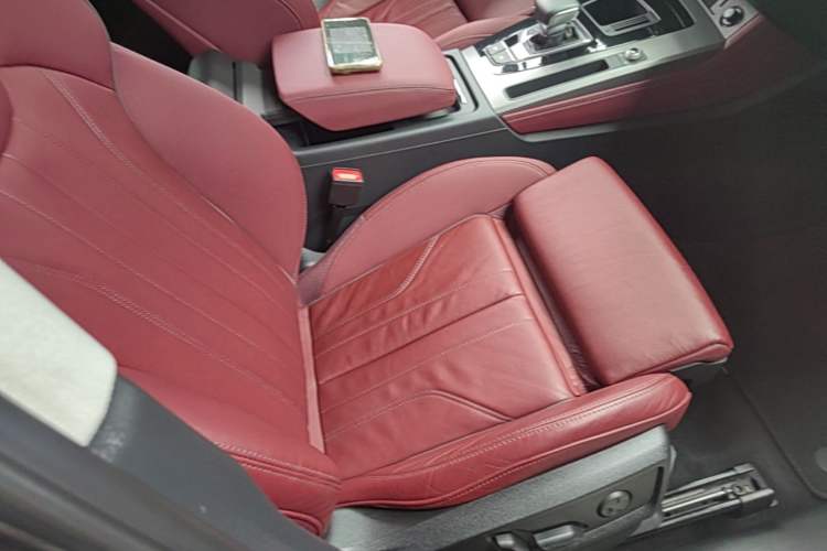 Used Audi Q5L 2021 40 TFSI Enjoy Life Edition Right Front Seat
