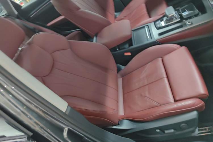 Used Audi Q5L 2021 40 TFSI Enjoy Life Edition Right Front Seat