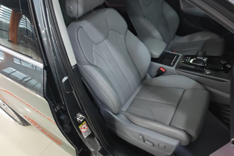 Used Audi Q5L 2021 40 TFSI Luxury Dynamic Edition Right Front Seat