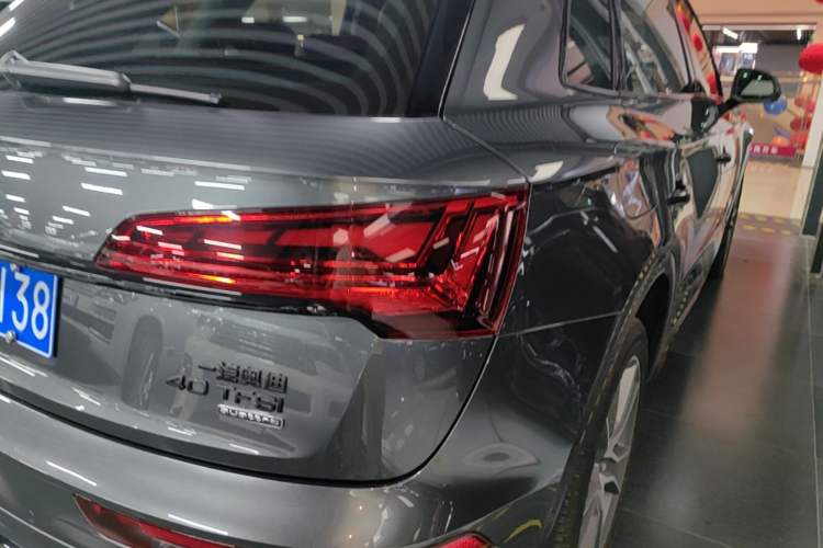 Used Audi Q5L 2021 40 TFSI Enjoy Life Edition Right Rear Taillight