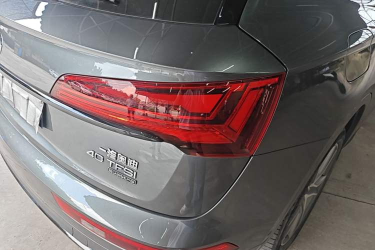 Used Audi Q5L 2021 40 TFSI Enjoy Life Edition Right Rear Taillight