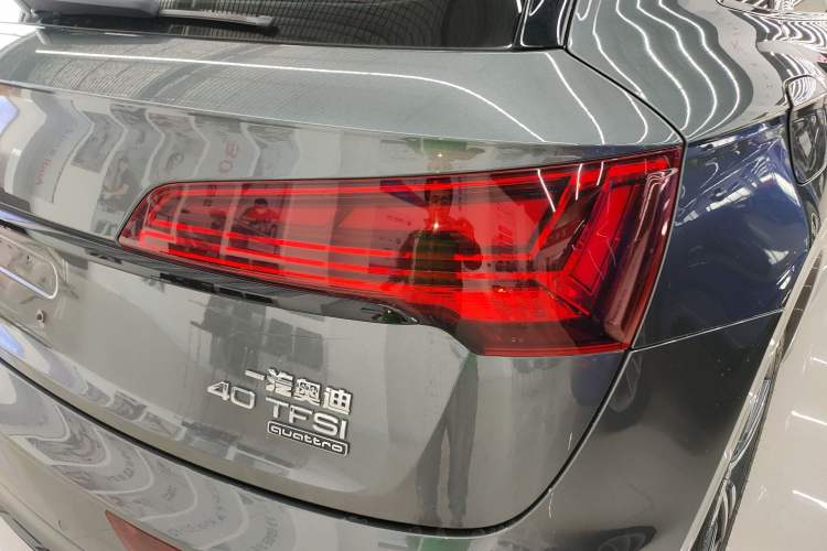 Used Audi Q5L 2021 40 TFSI Luxury Dynamic Edition Right Rear Taillight