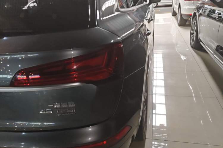 Used Audi Q5L 2021 45 TFSI Luxury Dynamic Edition Right Rear Taillight