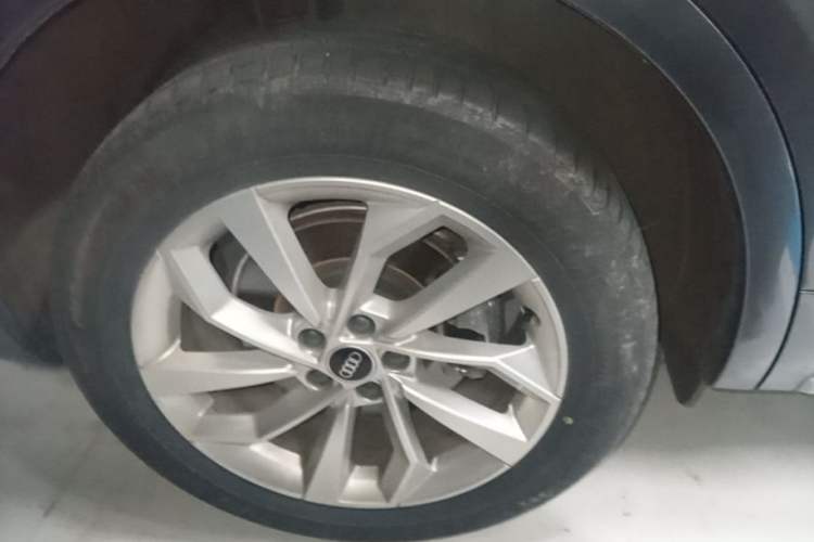 Used Audi Q5L 2021 40 TFSI Luxury Dynamic Edition Right Rear Wheel Hub