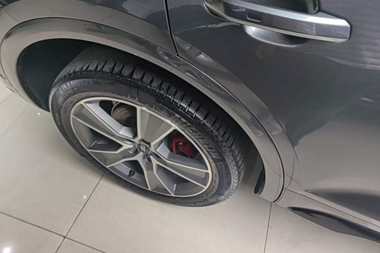 Used Audi Q5L 2021 40 TFSI Enjoy Life Edition Right Rear Wheel Hub