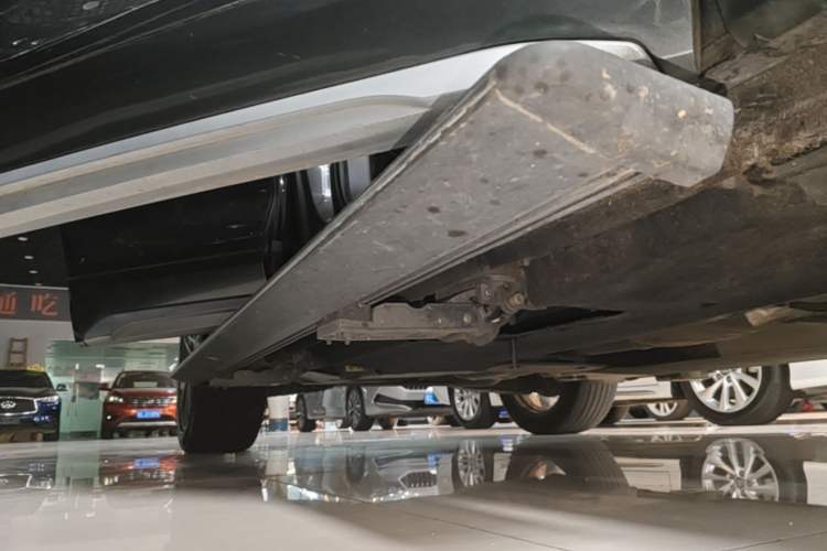 Used Audi Q5L 2021 45 TFSI Luxury Dynamic Edition Right Side Sill