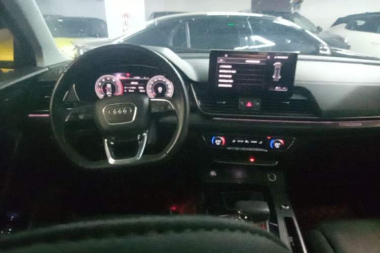 Used Audi Q5L 2021 40 TFSI Luxury Dynamic Edition Steering Wheel