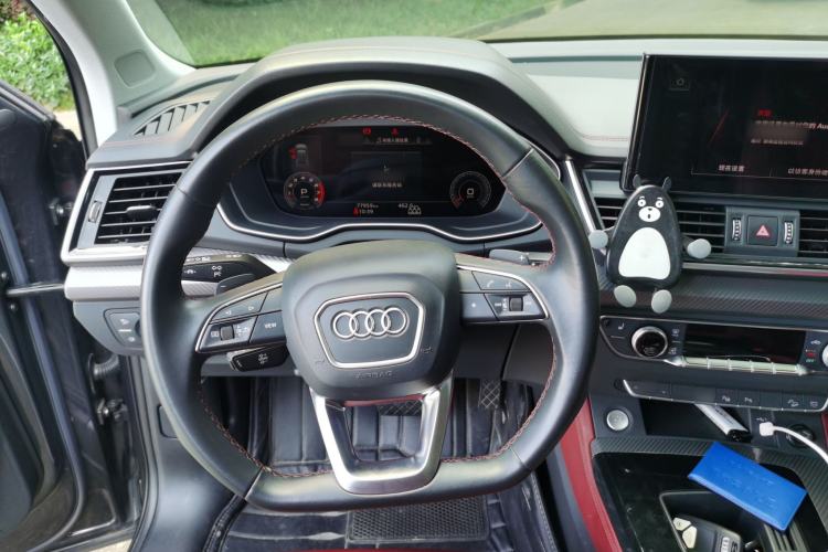 Used Audi Q5L 2021 40 TFSI Enjoy Life Edition Steering Wheel