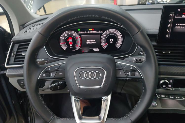 Used Audi Q5L 2021 40 TFSI Fashion Dynamic Model Steering Wheel