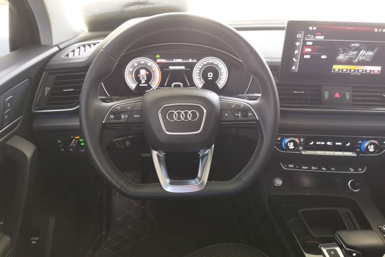 Used Audi Q5L 2021 40 TFSI Luxury Dynamic Edition Steering Wheel