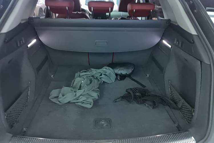 Used Audi Q5L 2021 40 TFSI Enjoy Life Edition Trunk