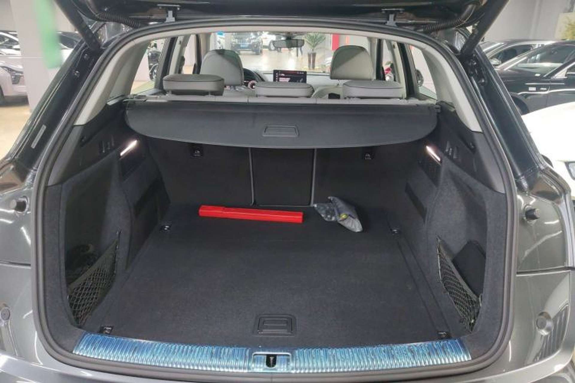 Used Audi Q5L 2021 40 TFSI Fashion Dynamic Model Trunk