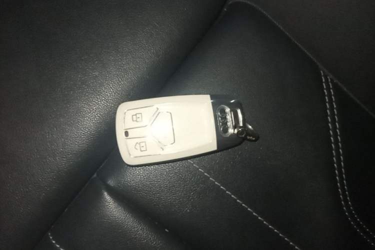 Used Audi Q5L 2021 40 TFSI Luxury Dynamic Edition Vehicle Key