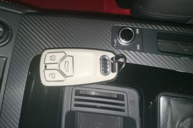 Used Audi Q5L 2021 40 TFSI Luxury Dynamic Edition Vehicle Key