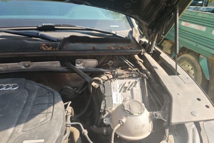 Used Audi Q5L 2021 45 TFSI Luxury Dynamic Edition Engine Bay Left