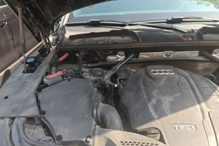 Used Audi Q5L 2021 45 TFSI Luxury Dynamic Edition Engine Bay Right