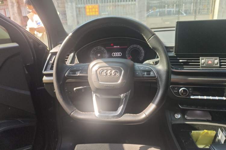 Used Audi Q5L 2021 45 TFSI Luxury Dynamic Edition Steering Wheel