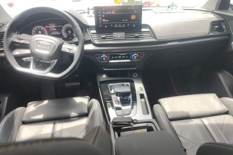 Used Audi Q5L 2021 40 TFSI Luxury Dynamic Edition Center Console