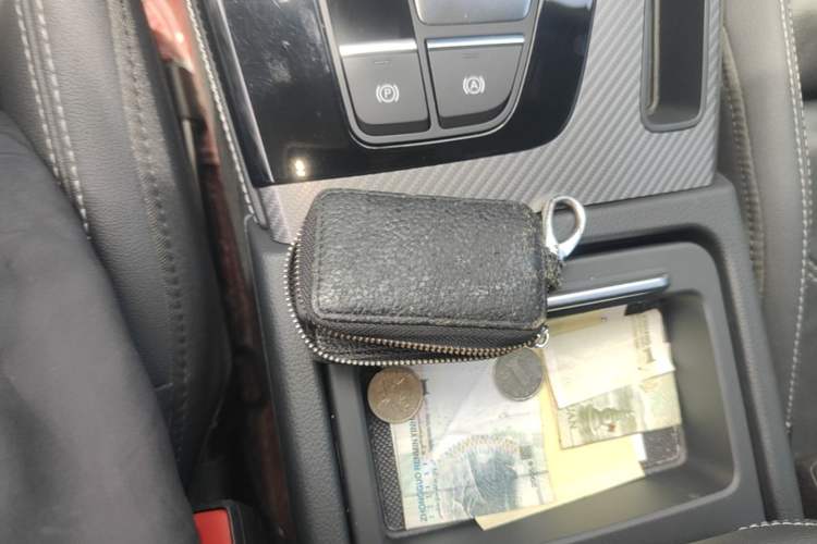 Used Audi Q5L 2021 40 TFSI Luxury Dynamic Edition Vehicle Key