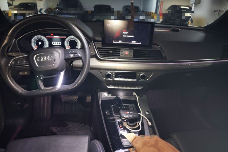 Used Audi Q5L 2021 40 TFSI Fashion Dynamic Model Center Console