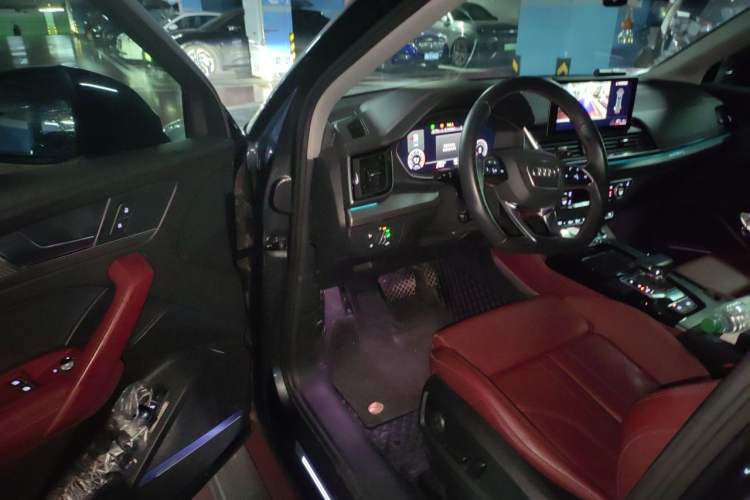 Used Audi Q5L 2021 40 TFSI Enjoy Life Edition Driver Seat