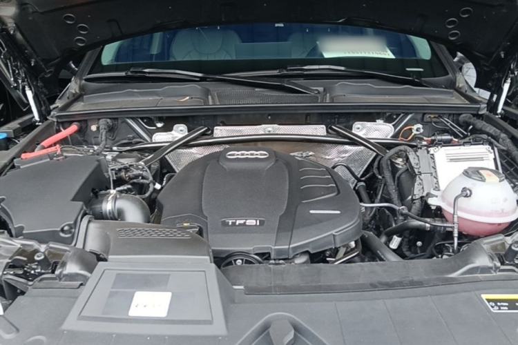 Used Audi Q5L 2021 40 TFSI Luxury Dynamic Edition Engine Bay