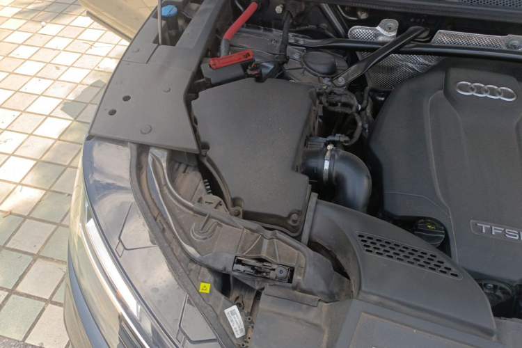 Used Audi Q5L 2021 40 TFSI Fashionable and Elegant Edition Engine Bay Right