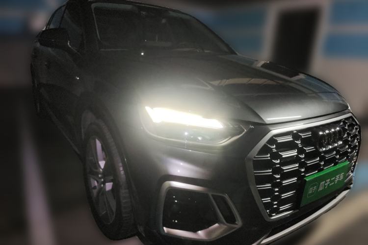Used Audi Q5L 2021 45 TFSI Luxury Dynamic Edition Front Right 45 Deg